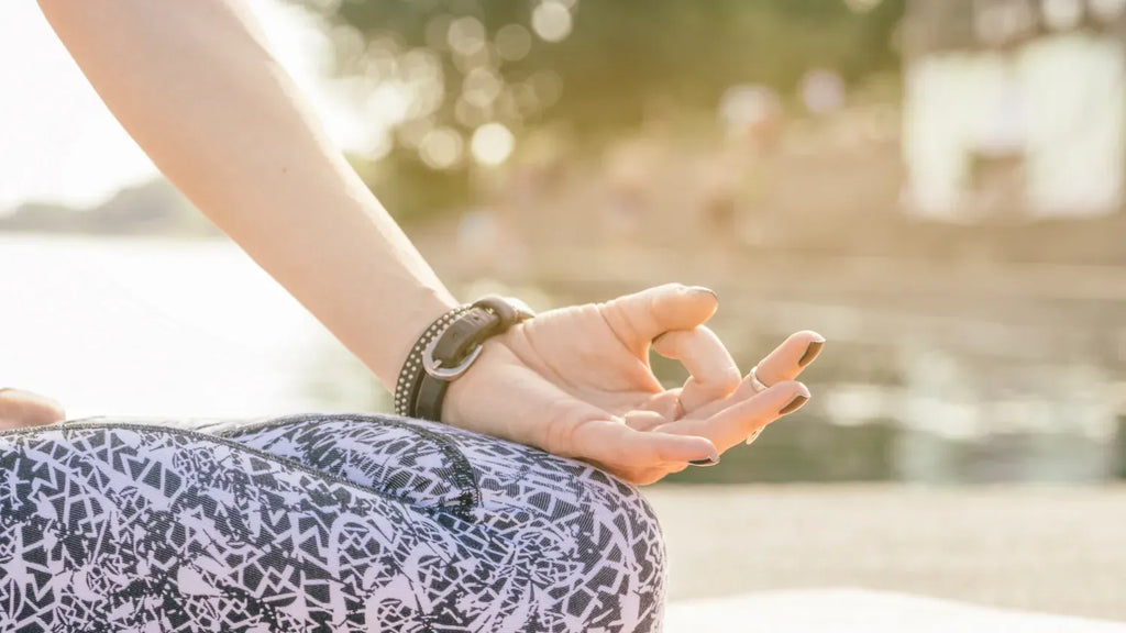 Tranquilize anxiety with top mudra for inner peace: ultimate serenity & calm achieved