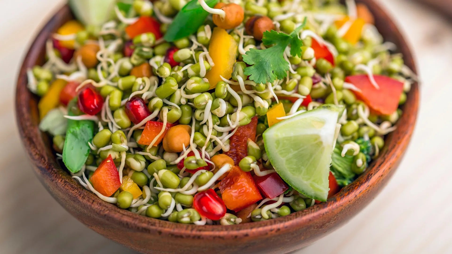 Powerhouse Nutrition: Benefits of Adding Sprouts and Microgreens to Your Diet