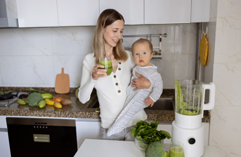 10 Superfoods for Healthiest Postpartum Diet