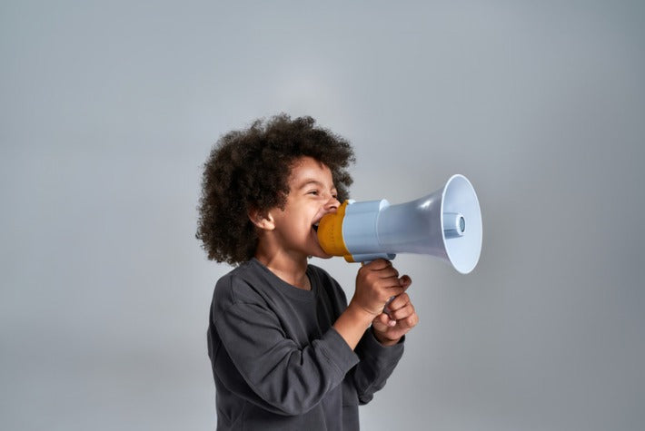 Tips and foods to manage overly talkative children - IYURVED-IN