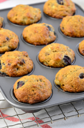 Recipe of Muffins with Banana and Blueberry